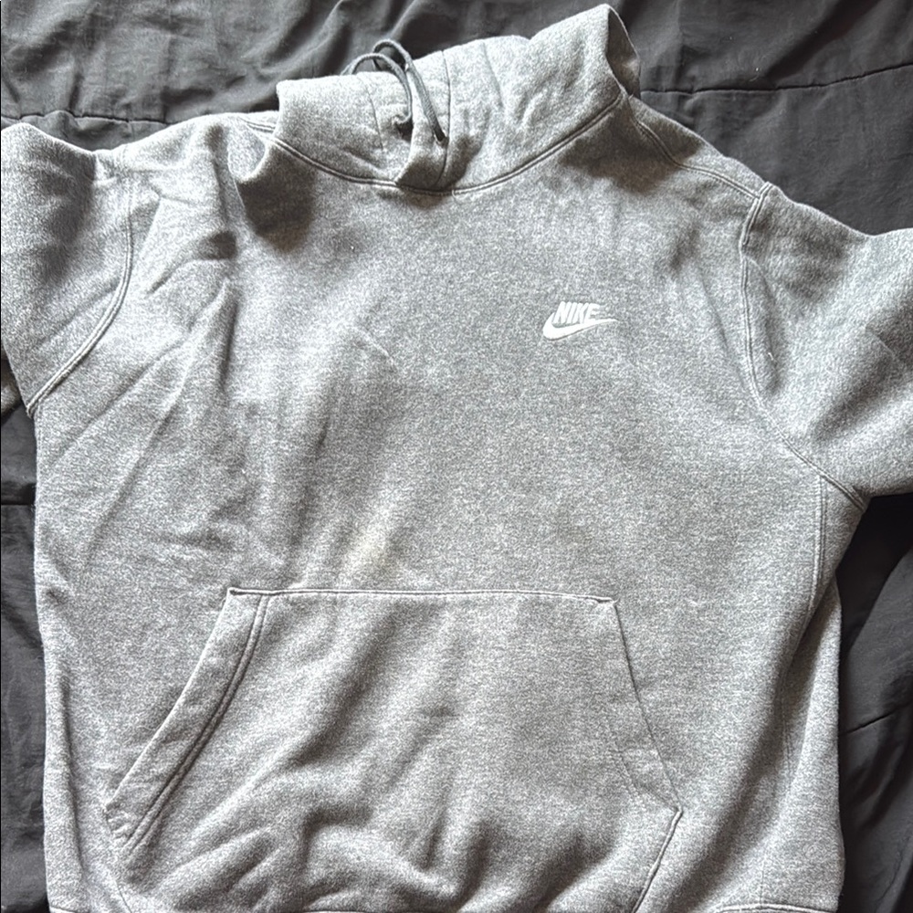 Nike Men's Heather Gray Pullover Sweater